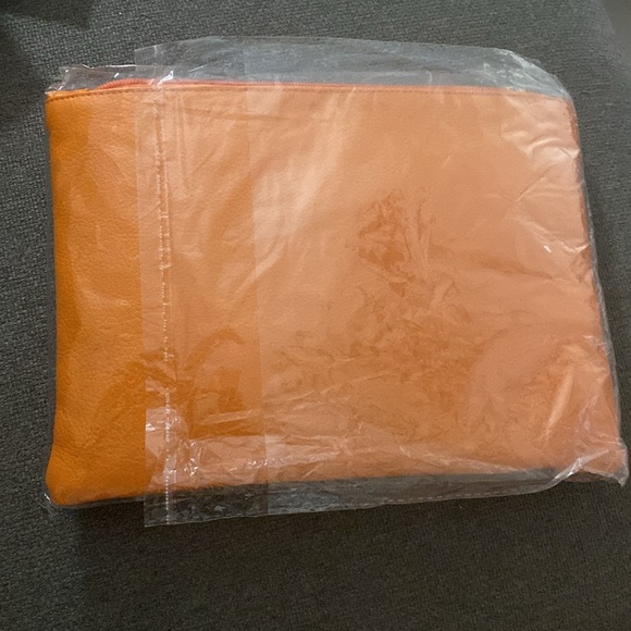 Set of three pouches makeup bags toilotry bags - Picture 4 of 5